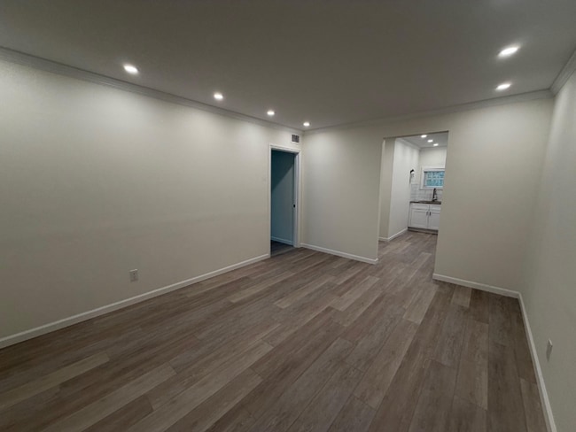 Building Photo - 1156 Orange Ave