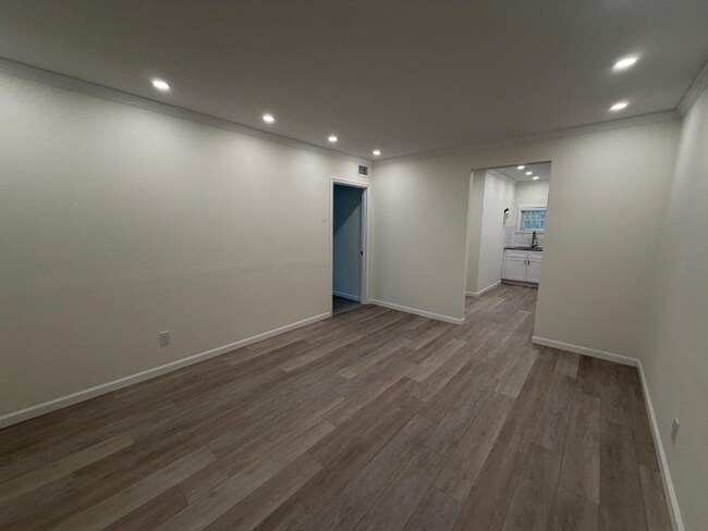 Foto del edificio - 1156 Orange Ave