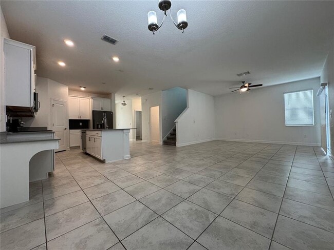 Building Photo - 9161 Cut Shot Dr