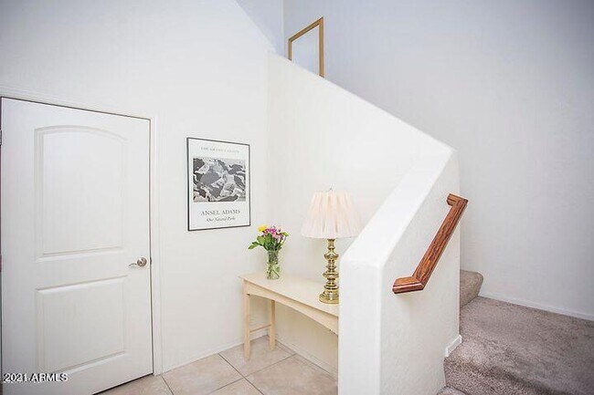 Foto del edificio - 10655 N 9th St