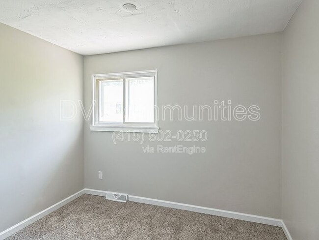 Building Photo - 17900 Fairville Ave