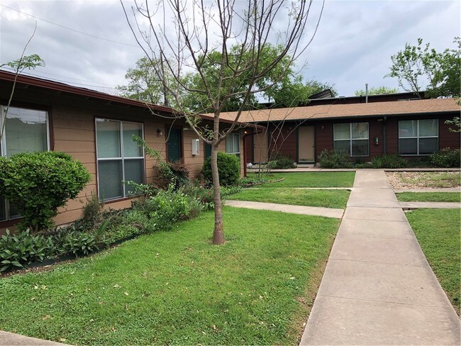 Foto del edificio - 2314 Parker Ln