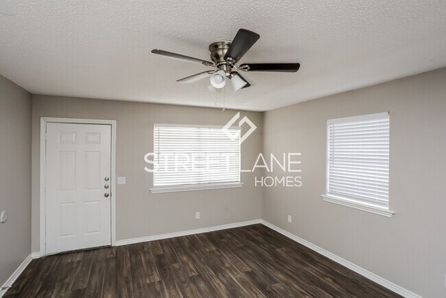 Foto del edificio - Charming 3 Bedroom in Rockwall!