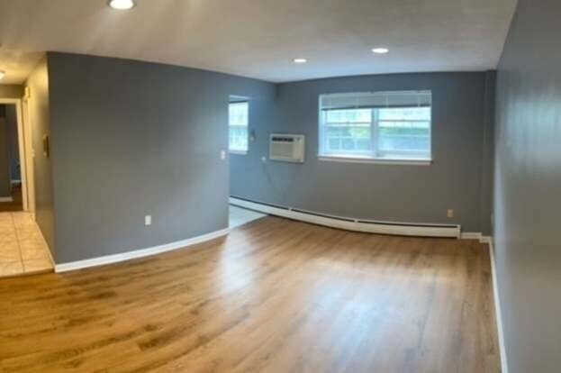 Foto del edificio - 210 Hillside Ave