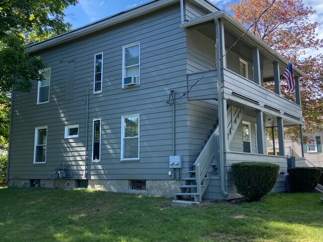 Foto del edificio - 278 Franklin Rd