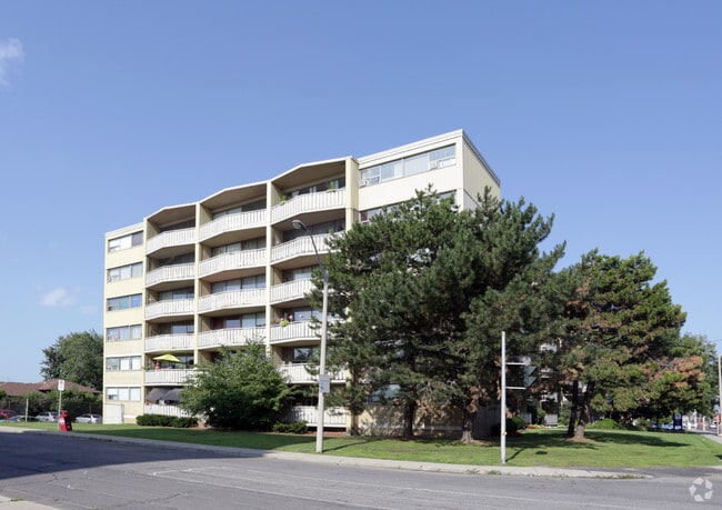 Building Photo - Cardinal
