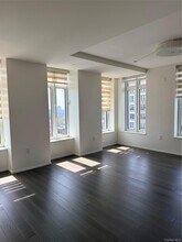 Building Photo - 543 W 122nd St