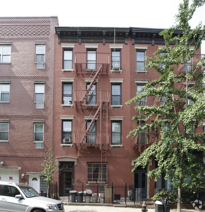 Foto del edificio - 192 Sackett St