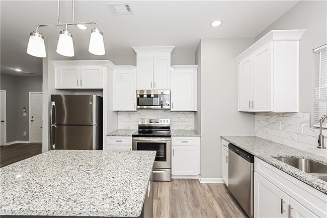 Foto del edificio - 251 Addy Ln