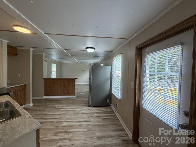 Foto del edificio - 118 Ricks Ln