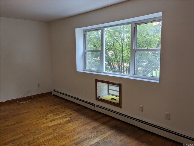 Building Photo - 53 Woods Pl