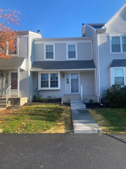 Building Photo - 944 Craftsman Rd