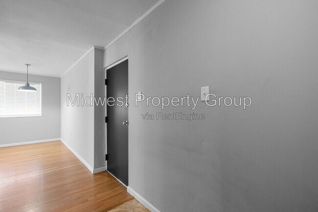 Foto del edificio - 2507 S Big Bend Blvd