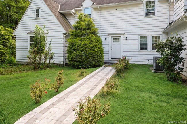 Foto del edificio - 34 Wolfe Ln