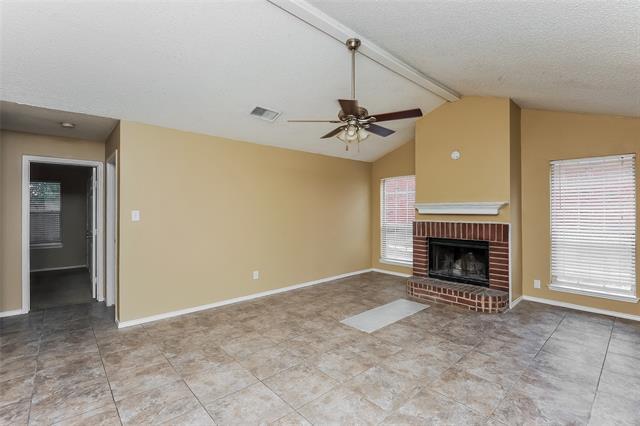 Foto del edificio - 1207 Cardinal Oaks Dr