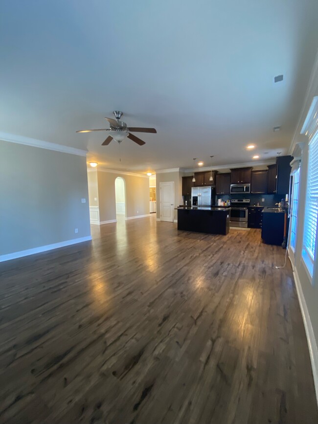 Foto del edificio - 112 Lothian Ln.