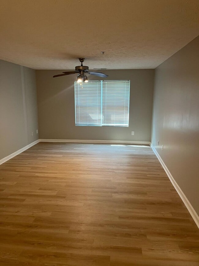 Foto del edificio - 9304 Waldrop Pl