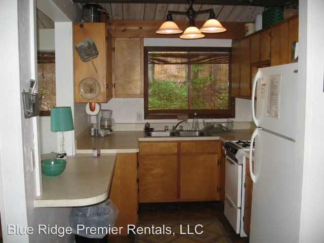 Building Photo - 155 Bear Ridge Rd