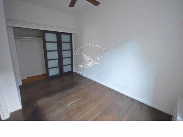 Foto del edificio - 207 E 15th St