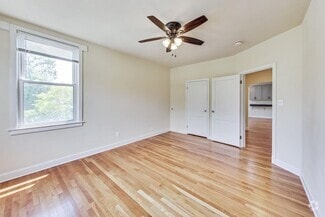 Building Photo - 202 Maryland Park Dr