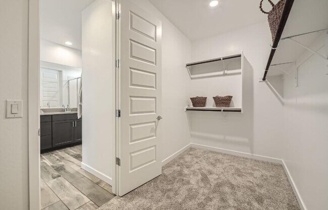 Foto del edificio - 16917 W Echo Ln