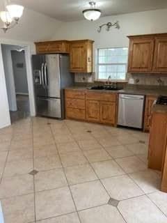 Building Photo - 1590 N Race