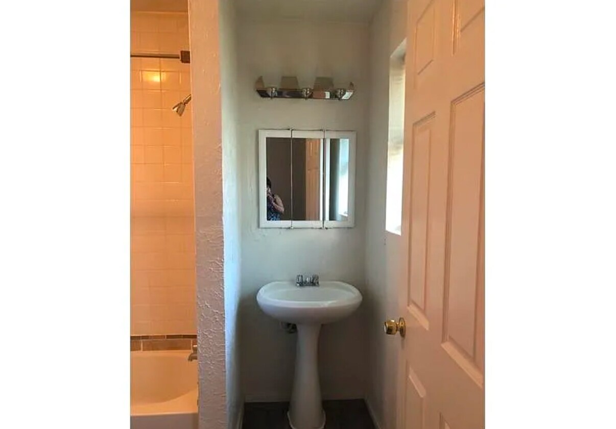 Foto del edificio - 2435 Cliff Teen Ct