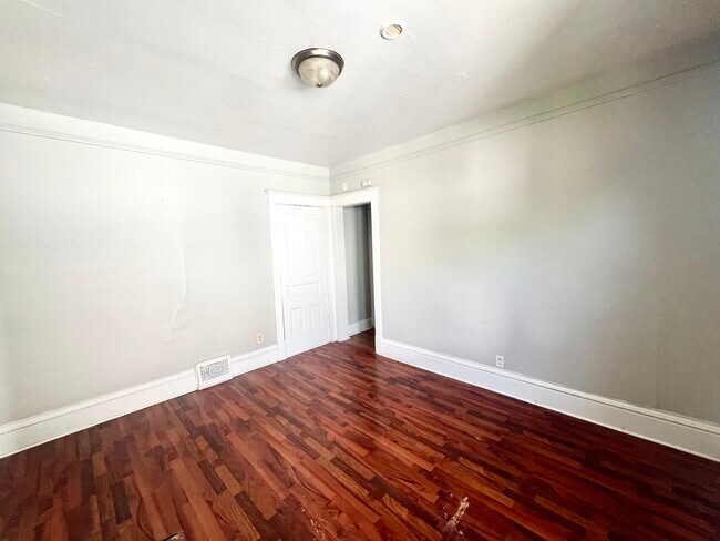 Foto del edificio - 1811 60th St