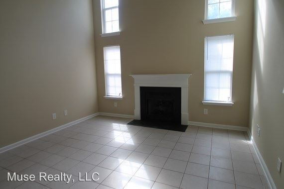 Building Photo - 1425 Autumn Creek Ct