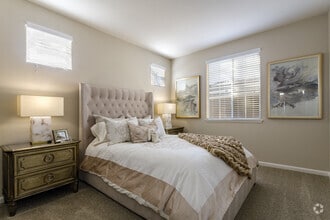 2BR, 2BA - 1,077SF - Sherwood at Iron Point