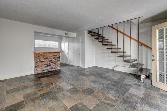 Foto del edificio - 4321 Hazard St