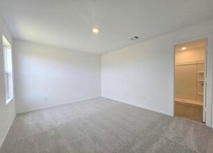 Building Photo - 28818 Texas Sparrow Ln