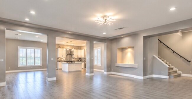 Foto del edificio - 8200 Duncan Peak Ct