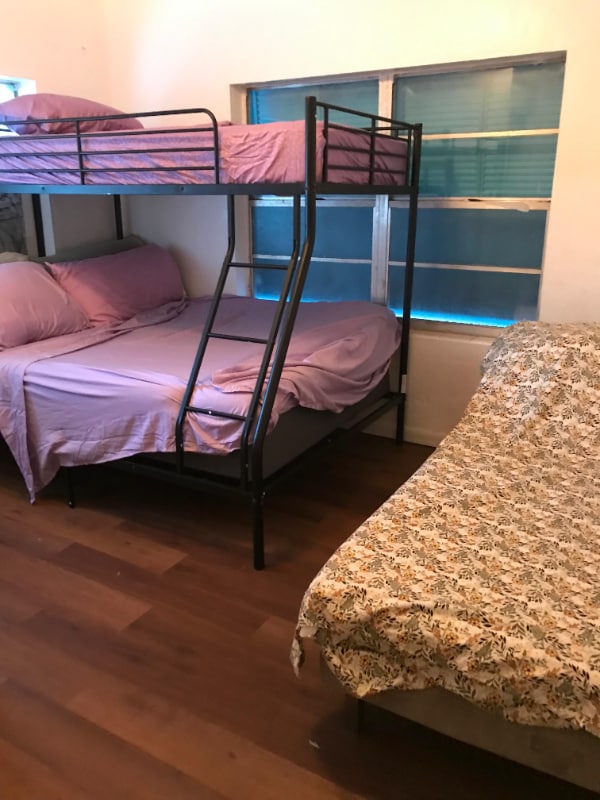 Foto del edificio - 314 N D St