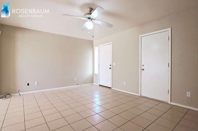 Foto del edificio - 15547 S Moon Valley Rd