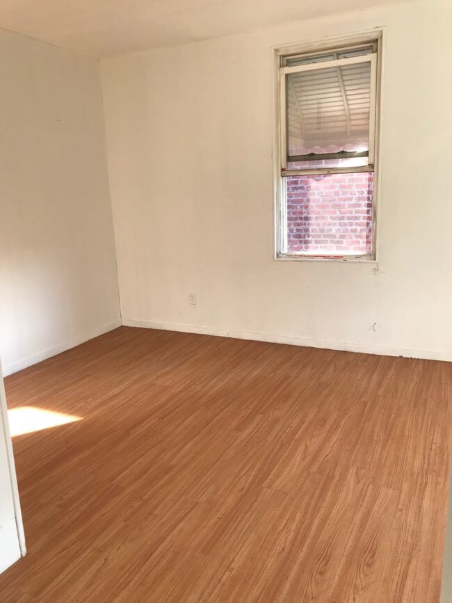 Building Photo - 4032 58th St