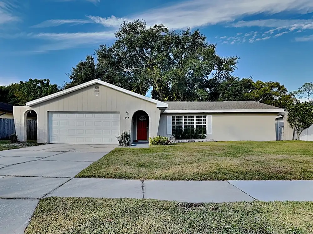 Primary Photo - 1556 Nottingham Dr