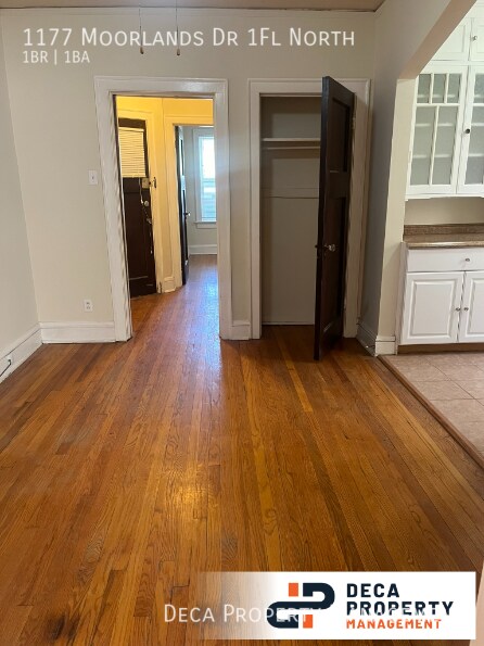 Foto del edificio - 1177 Moorlands Dr