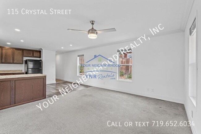 Building Photo - 115 Crystal St