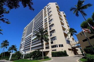 Building Photo - 4041 Gulf Shore Blvd N