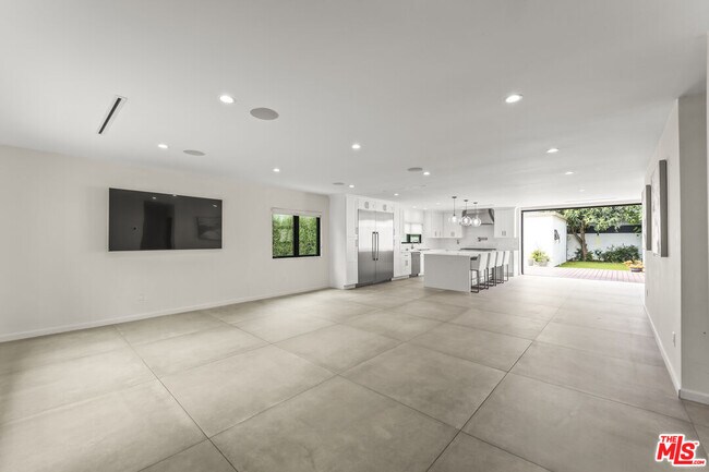 Building Photo - 6459 Colgate Ave