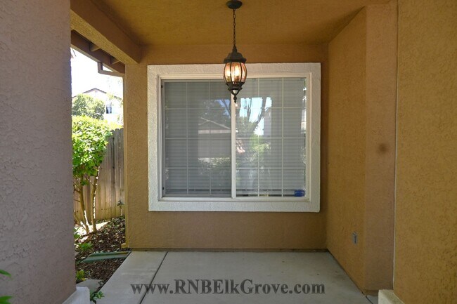 Foto del edificio - Resident Benefit Package Property