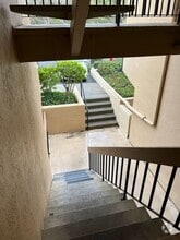 Building Photo - 2210 Golden Oaks Ln