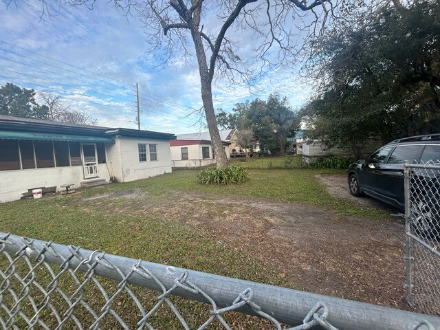 Foto del edificio - 1602 Wambolt St