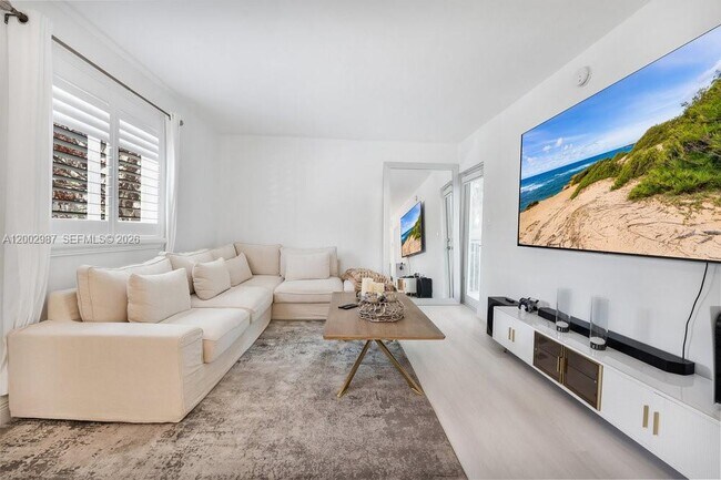 Foto del edificio - 240 Galen Dr