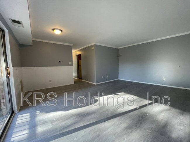 Photo - 7997 Audubon Ave Apartment