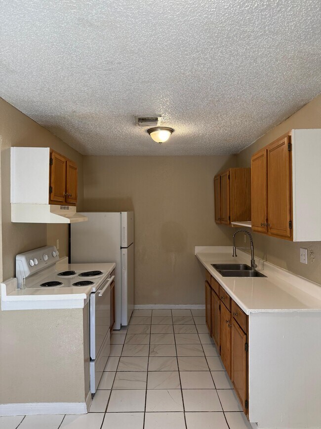 Foto del edificio - 7724 Winsford Dr