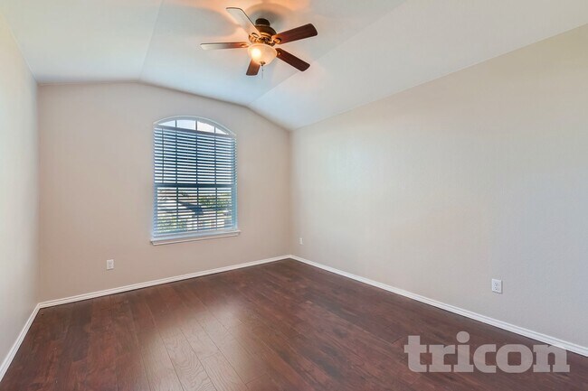 Foto del edificio - 257 Verano Dr