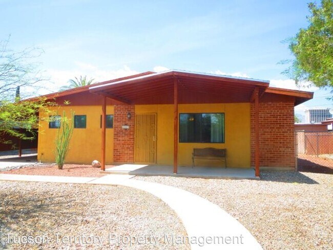 Building Photo - 3 br, 2 bath House - 5067 E Julia St.