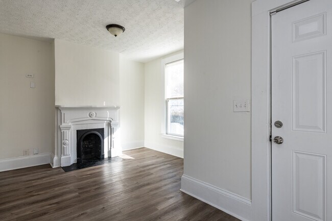 Foto del edificio - 404 Paines Ave NW